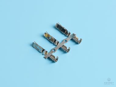 三角型端子，配公端直徑2.5-3.0.（A01-02）